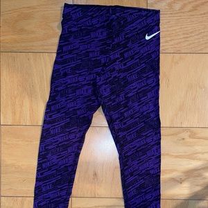 NIKE WOMENS GRAPHIC PRINTED LEGGINGS!